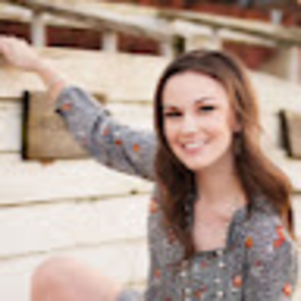 Meet your Posher, Madalyn